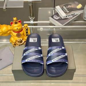Balenciaga slides gray