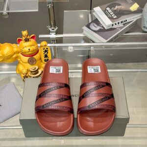 Balenciaga slides gray