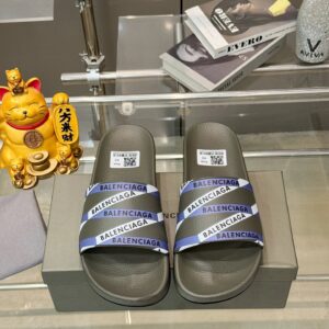 Balenciaga slides gray