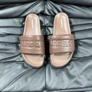 Burberry slides brown