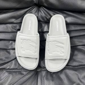 Burberry slides gray
