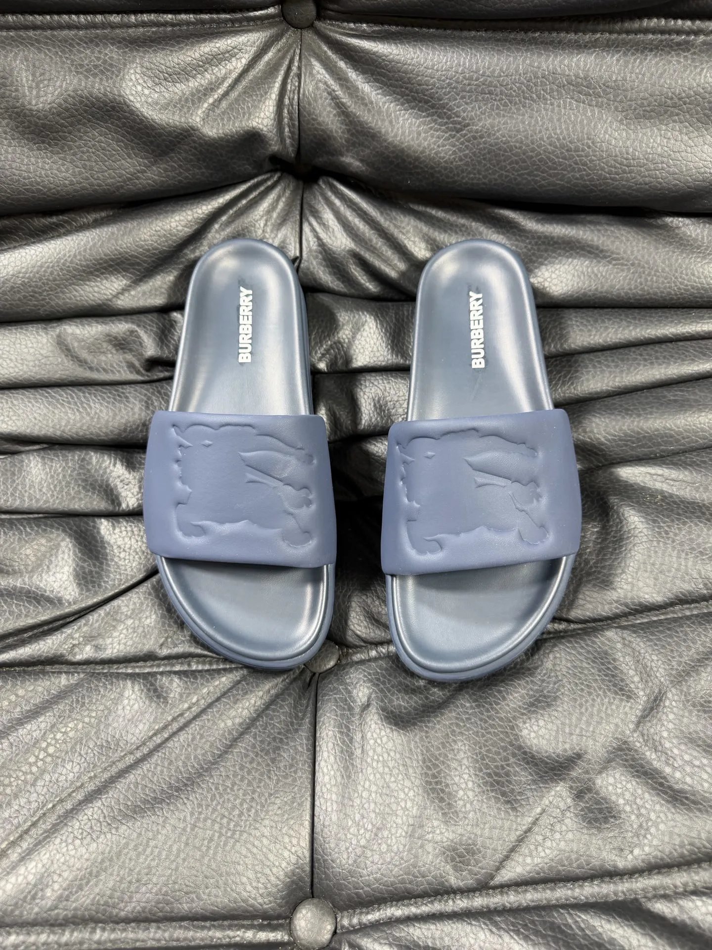 Burberry slides gray