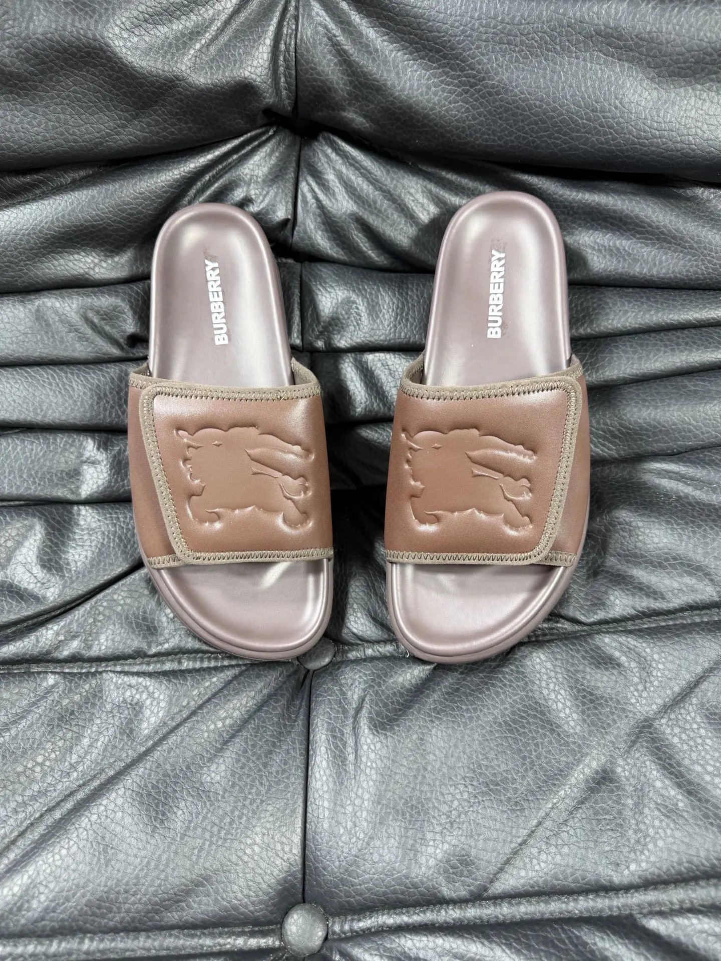 Burberry slides gray