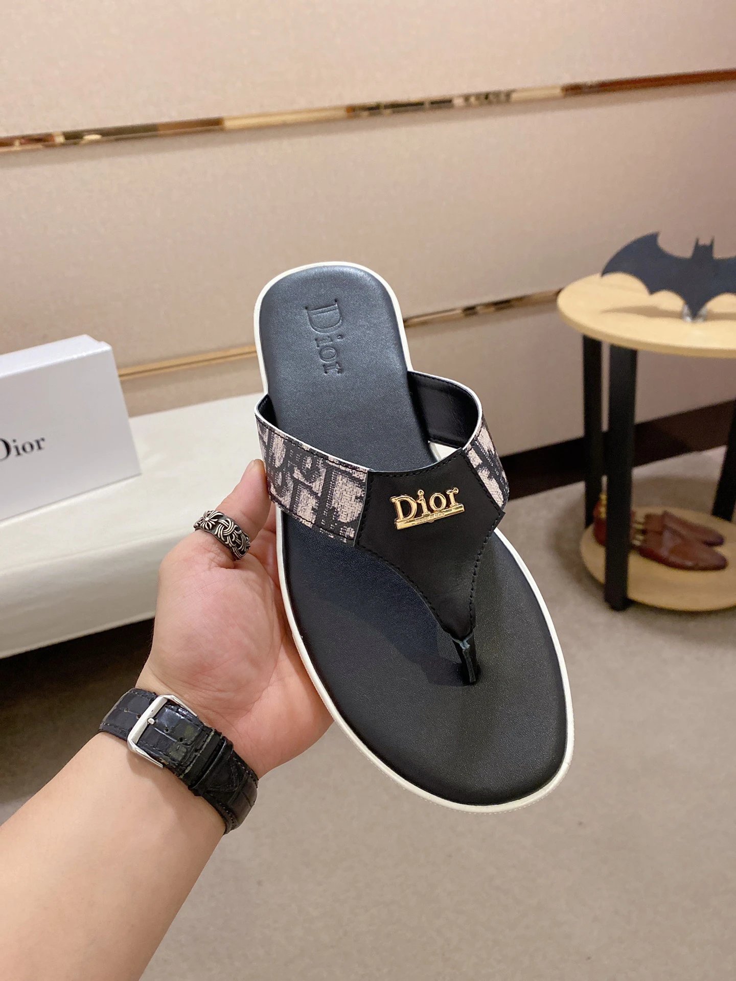 Dior slides gray