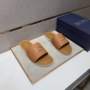 Dior slides white