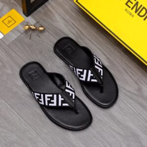 Fendi slides black