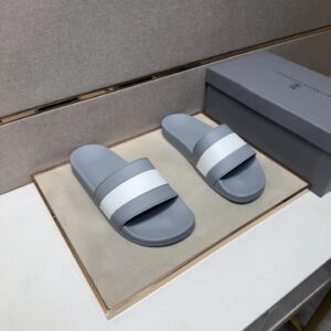 Fendi slides gray