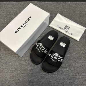 Givenchy slides black