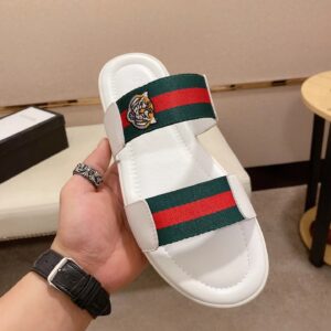 Gucci slides white
