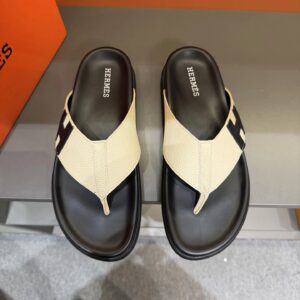 Hermes slides black