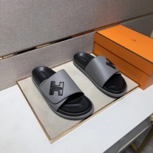 Hermes slides black