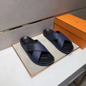 Hermes slides black