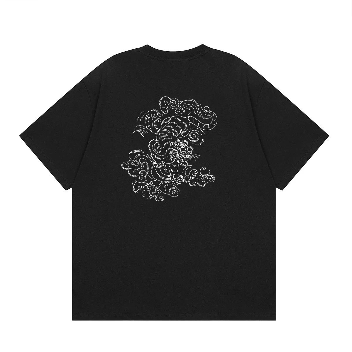 Kenzo black T-shirt in casual streetwear style - Image 20