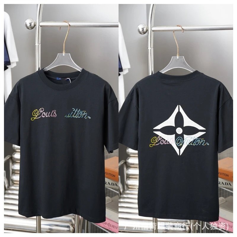Louis Vuitton check gray T-shirt in casual streetwear style - Image 30