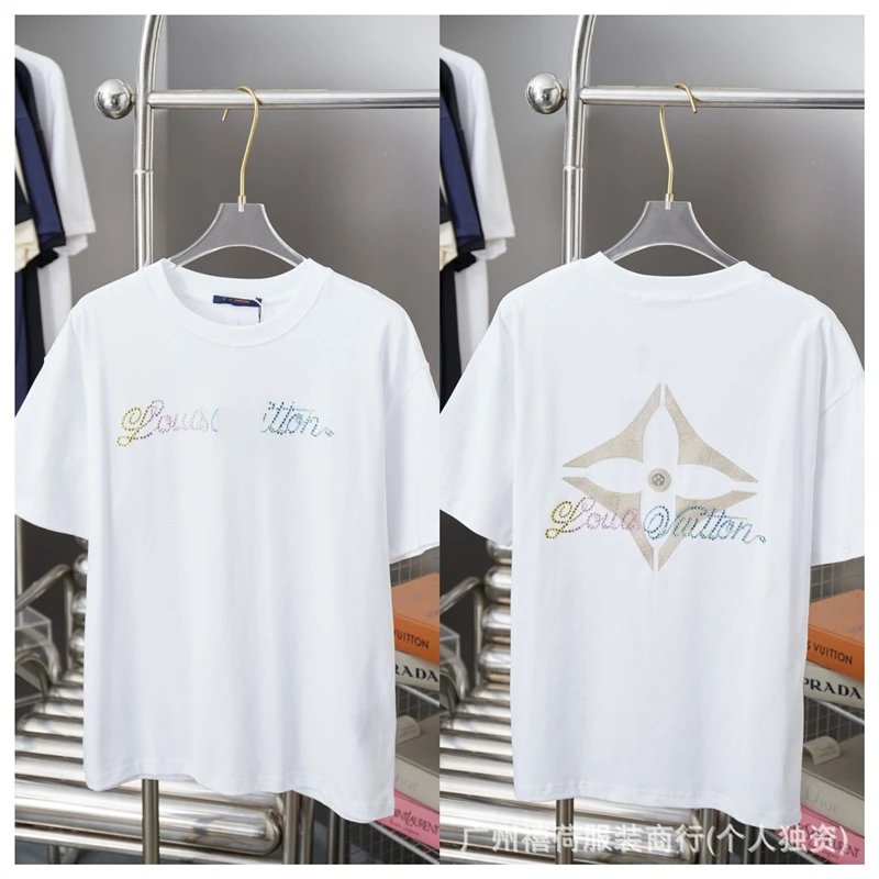 Louis Vuitton check gray T-shirt in casual streetwear style - Image 31