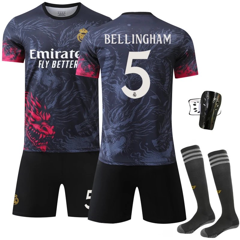 Real Madrid black T-shirt in casual streetwear style - Image 11