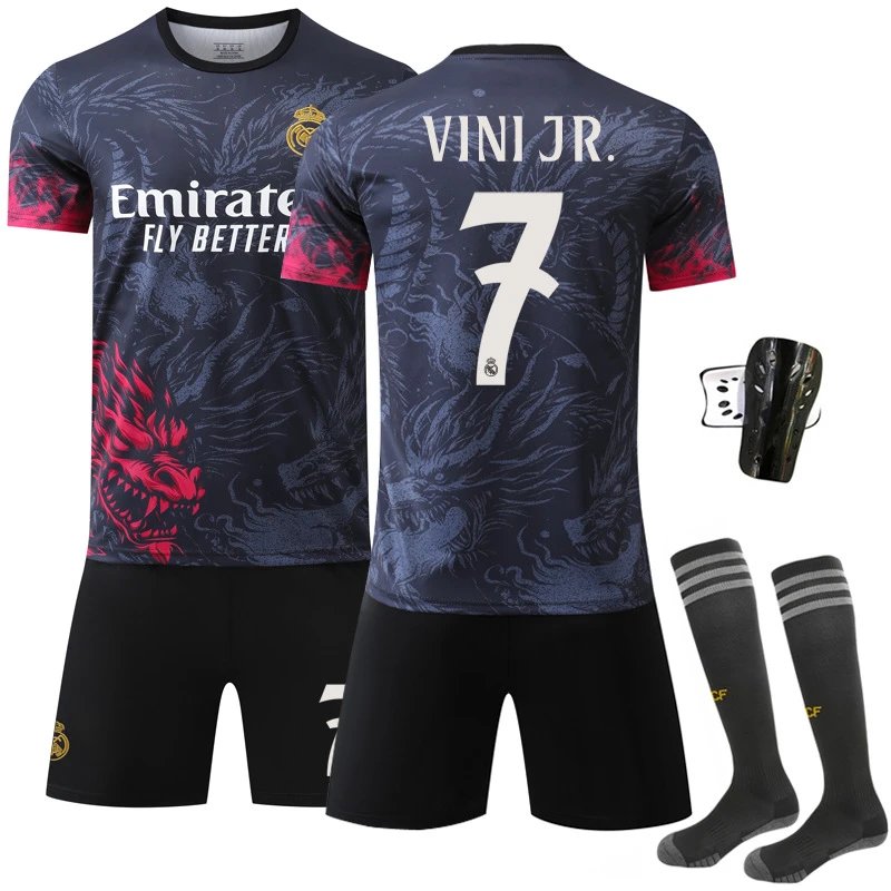 Real Madrid black T-shirt in casual streetwear style - Image 13