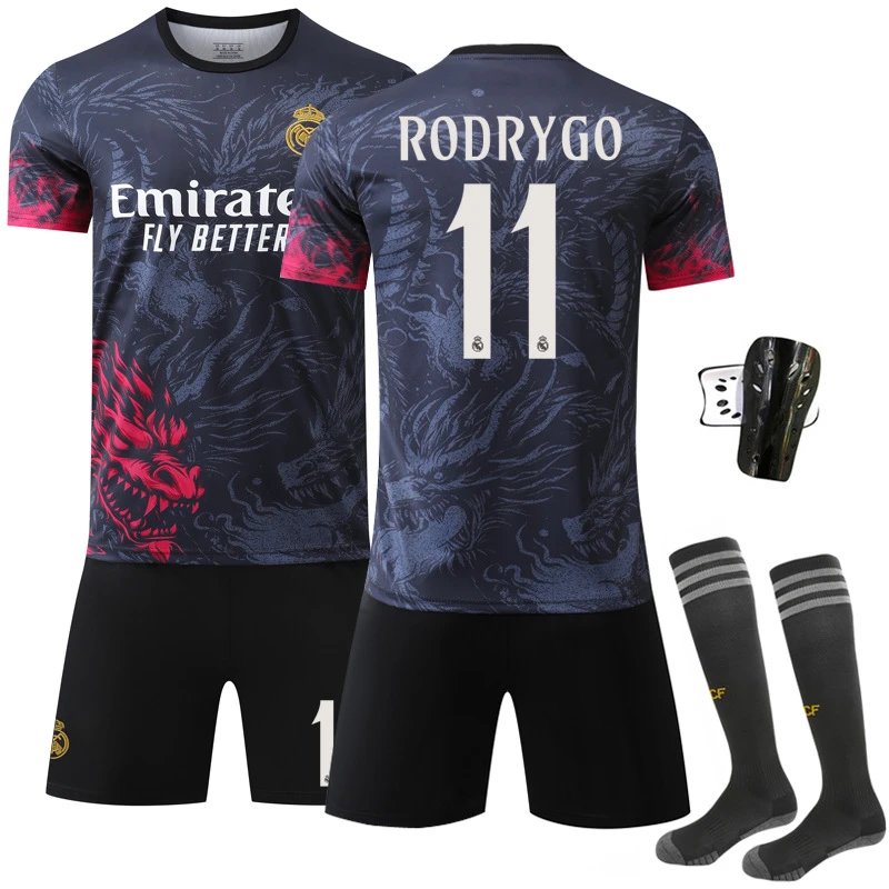 Real Madrid black T-shirt in casual streetwear style - Image 18