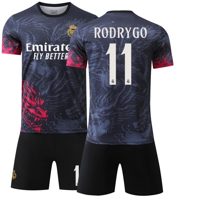 Real Madrid black T-shirt in casual streetwear style - Image 27