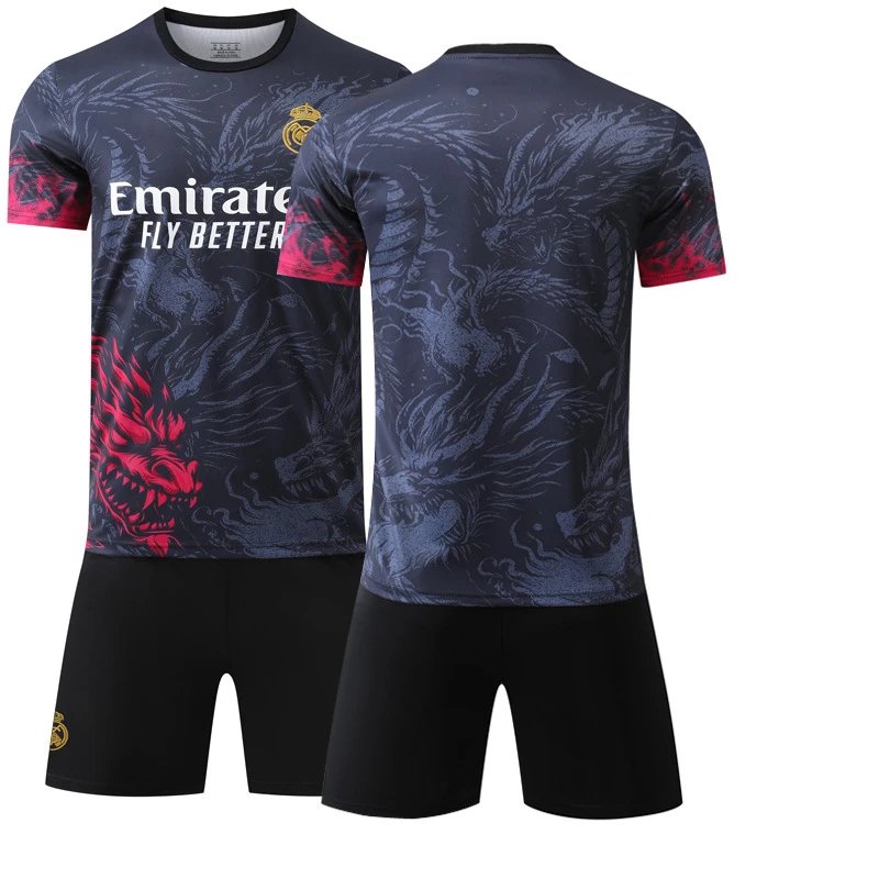 Real Madrid black T-shirt in casual streetwear style - Image 28