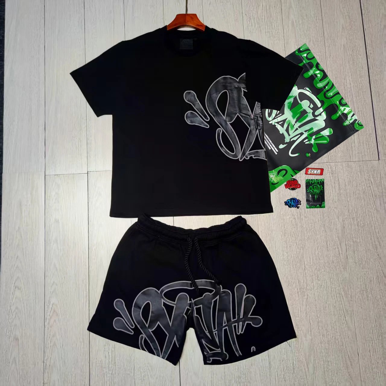 Syna World multicolor T-shirt collection - Image 14