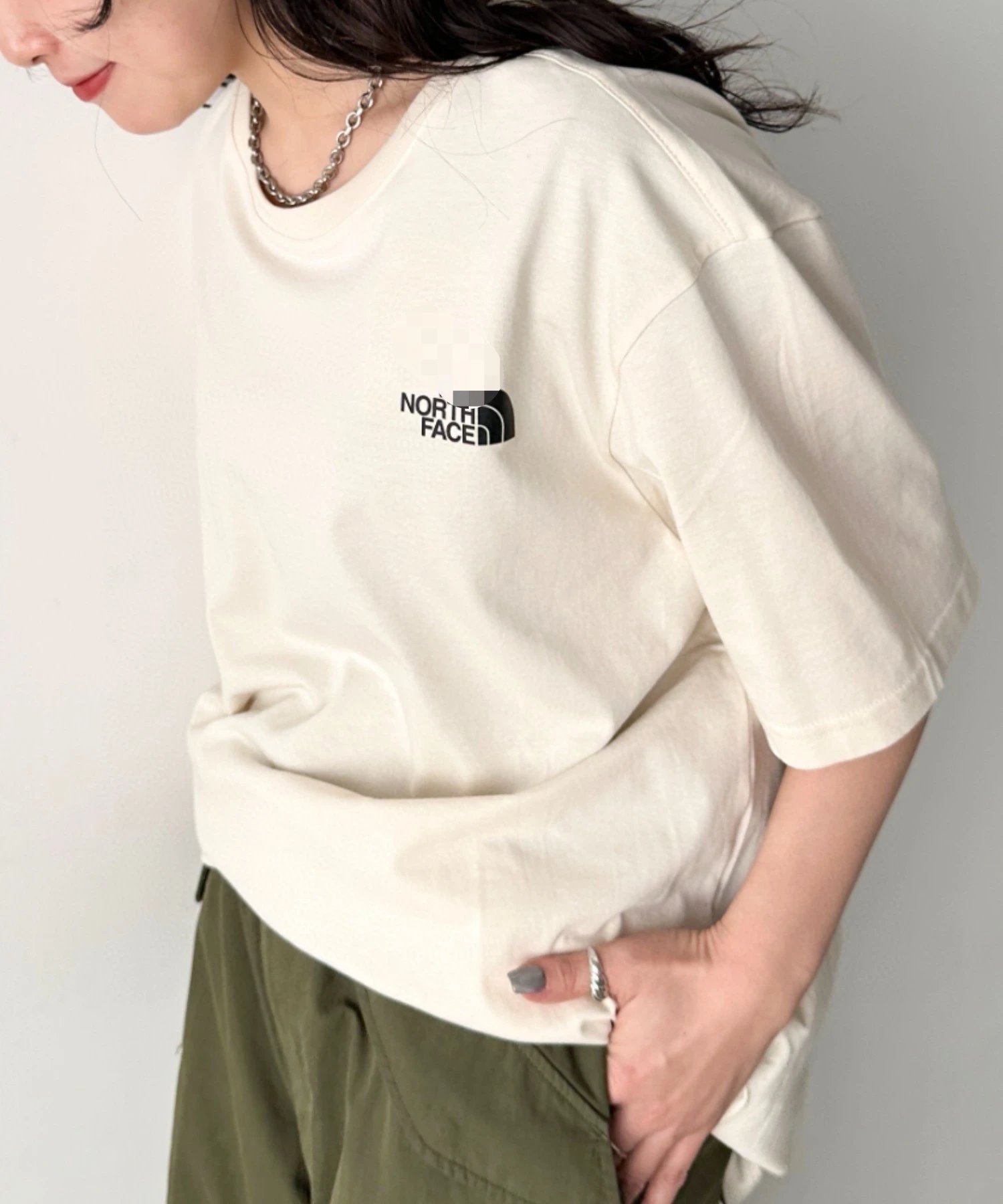 The North Face navy T-shirt in casual streetwear style - Image 4