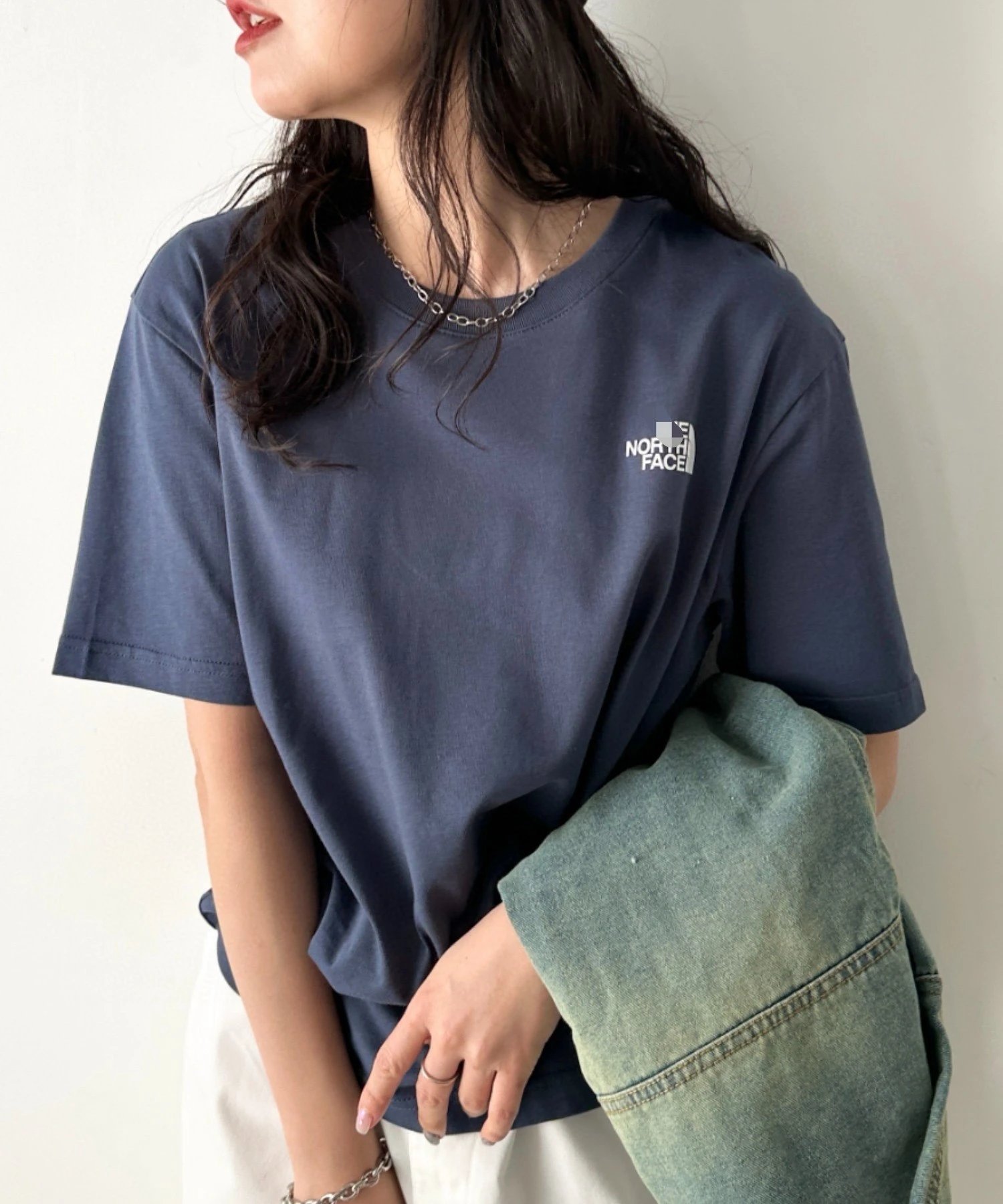 The North Face navy T-shirt in casual streetwear style - Image 5