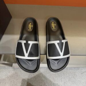 Valentino slides black