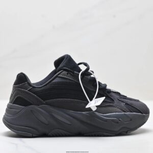 Yeezy sneakers black