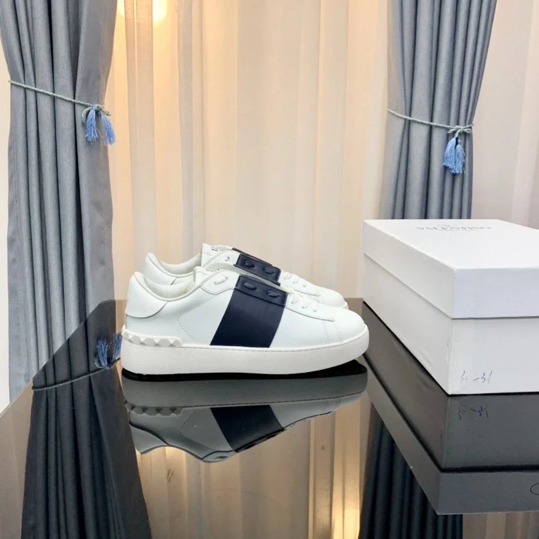 Valentino sneakers black