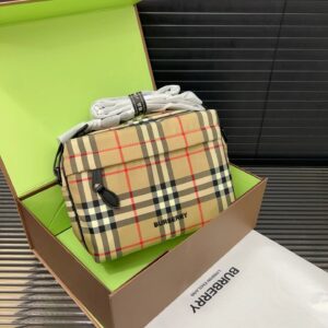 Burberry bag black