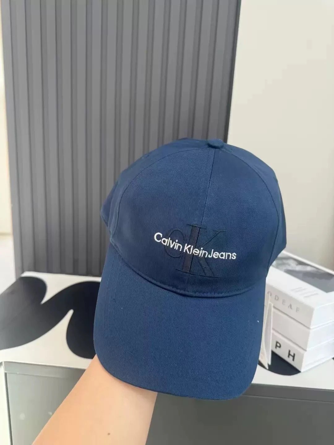 Calvin Klein multicolor baseball cap collection - Image 10