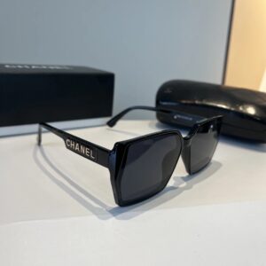 Chanel sunglasses black