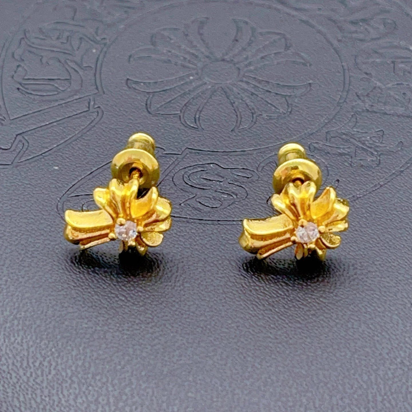 Chrome Hearts ring gold