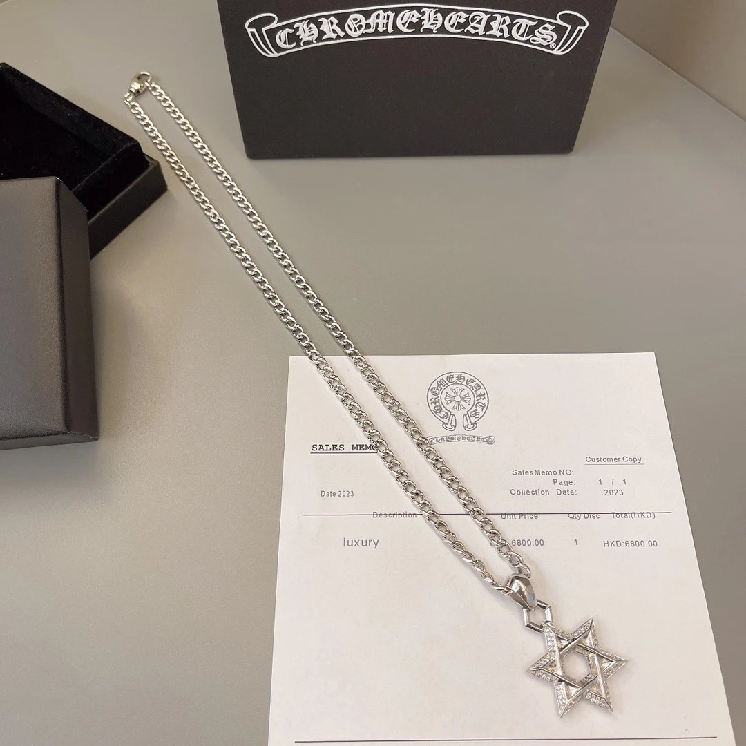 Chrome Hearts necklace white
