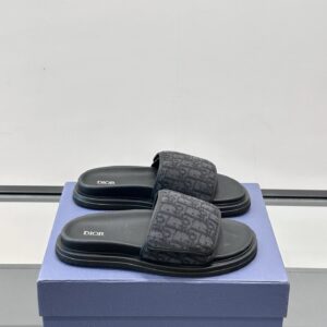 Dior slides black