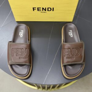 Fendi slides brown