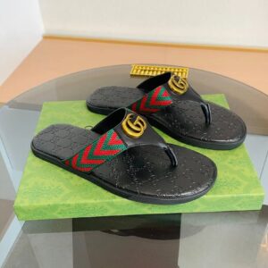 Gucci slides black