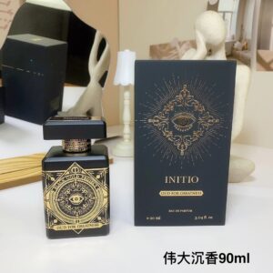 Initio fragrance white
