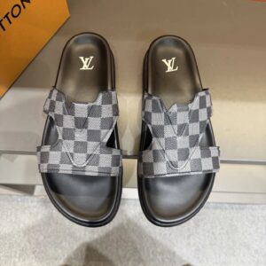 Louis Vuitton slides black