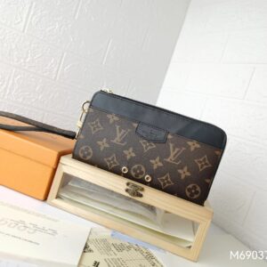Louis Vuitton bag brown