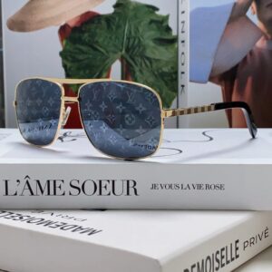 Louis Vuitton rose sunglasses gray