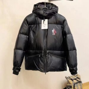 Moncler puffer jacket black