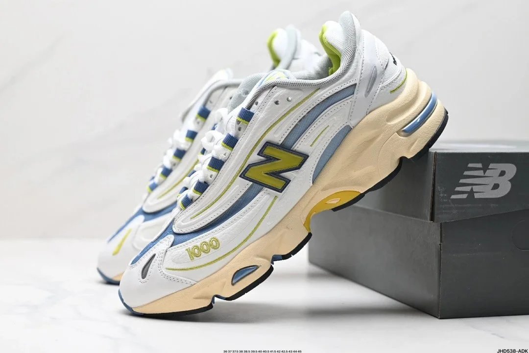 New Balance gray sneakers in classic athletic style - Image 12