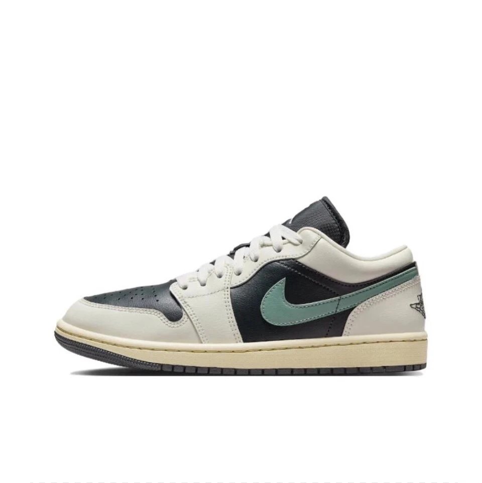 Nike gray sneakers in classic athletic style - Image 14