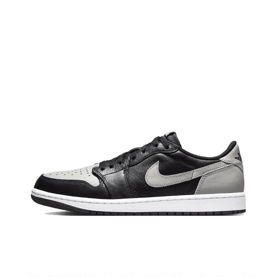 Nike gray sneakers in classic athletic style - Image 17