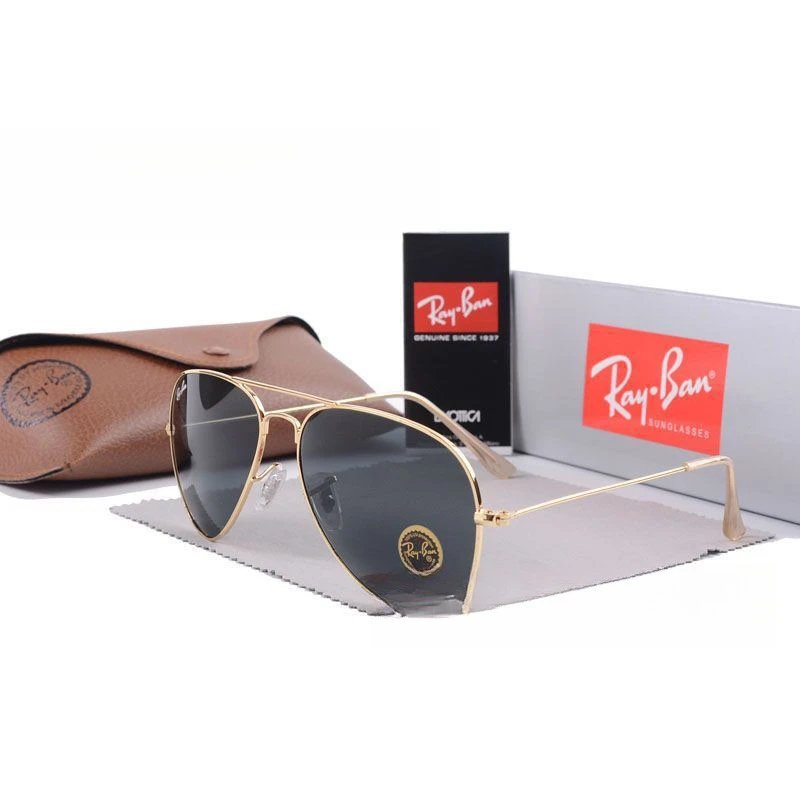 Ray-Ban green sunglasses in modern everyday style - Image 2