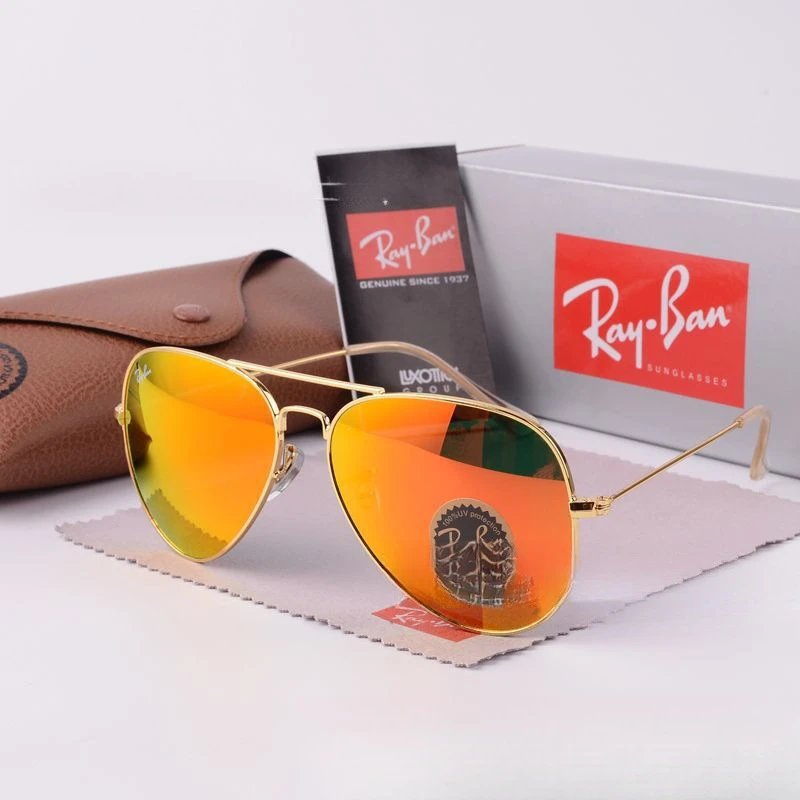Ray-Ban green sunglasses in modern everyday style - Image 4