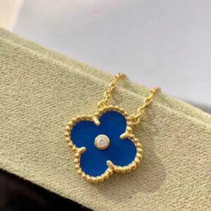 Van Cleef & Arpels floral necklace green