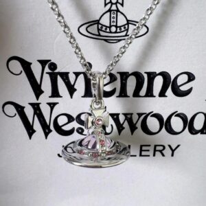 Vivienne Westwood necklace white